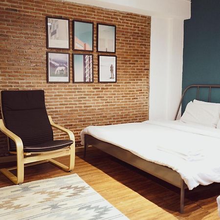 T-House Bkk 2Floors Near Bts With Swimming Pool And Free Wifi Hotell Bangkok Eksteriør bilde