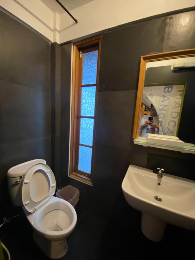 T-House Bkk 2Floors Near Bts With Swimming Pool And Free Wifi Hotell Bangkok Eksteriør bilde