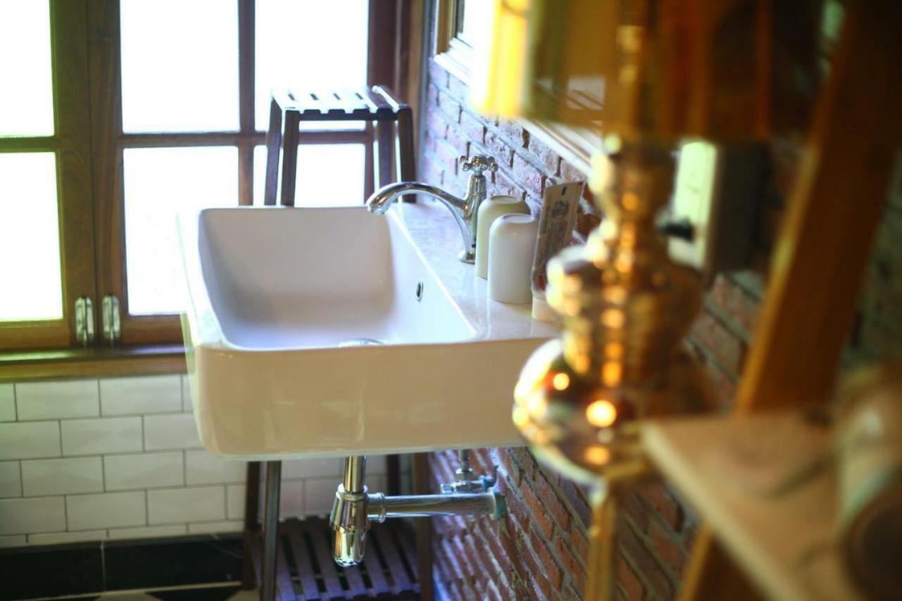 T-House Bkk 2Floors Near Bts With Swimming Pool And Free Wifi Hotell Bangkok Eksteriør bilde