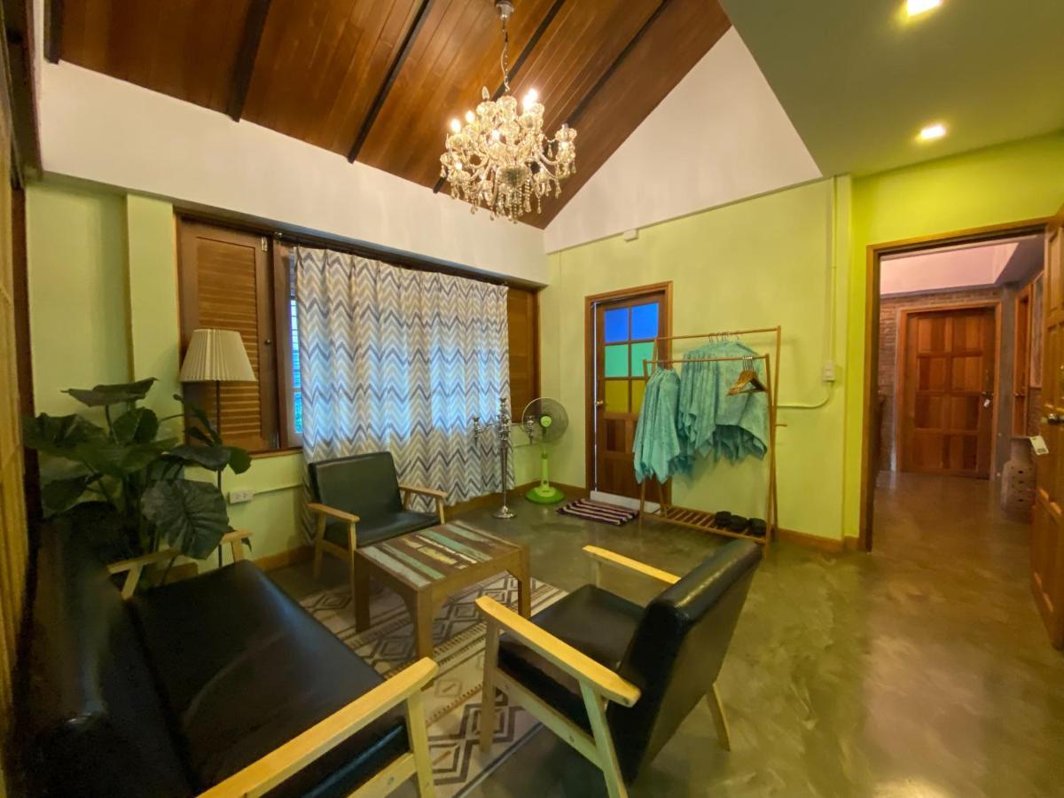 T-House Bkk 2Floors Near Bts With Swimming Pool And Free Wifi Hotell Bangkok Eksteriør bilde